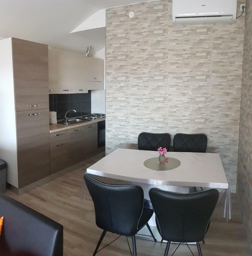 Apartman Andrea Задар Екстериор снимка